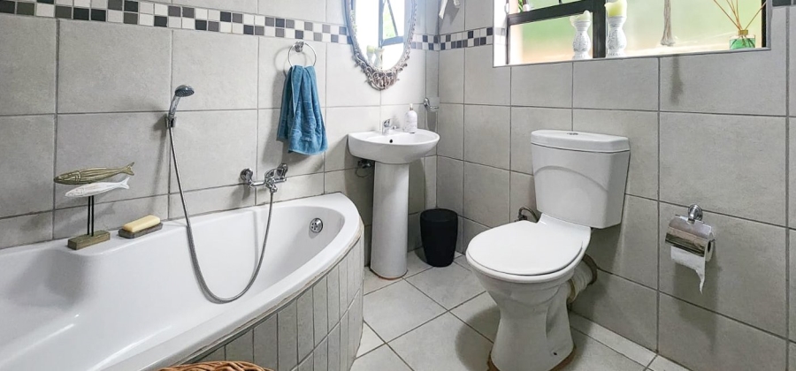 2 Bedroom Property for Sale in Wilkoppies North West